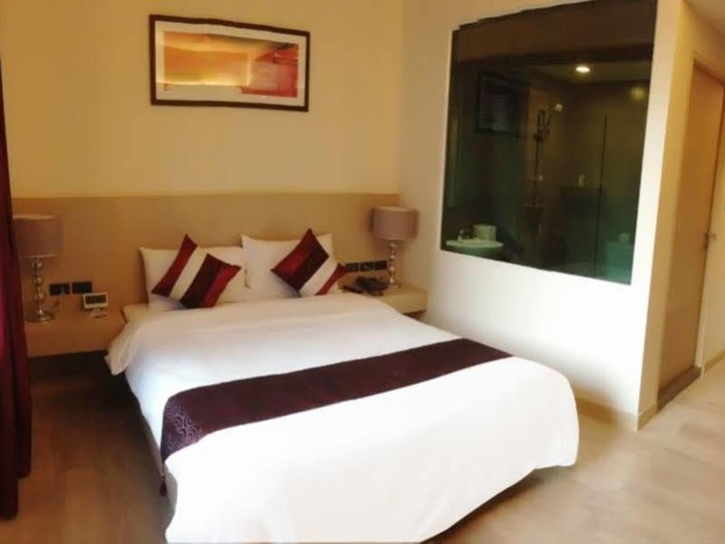 Icheck Inn Nana By Aspira Bangkok Extérieur photo
